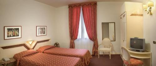 Hotel Metropole Montecatini Terme Rom bilde